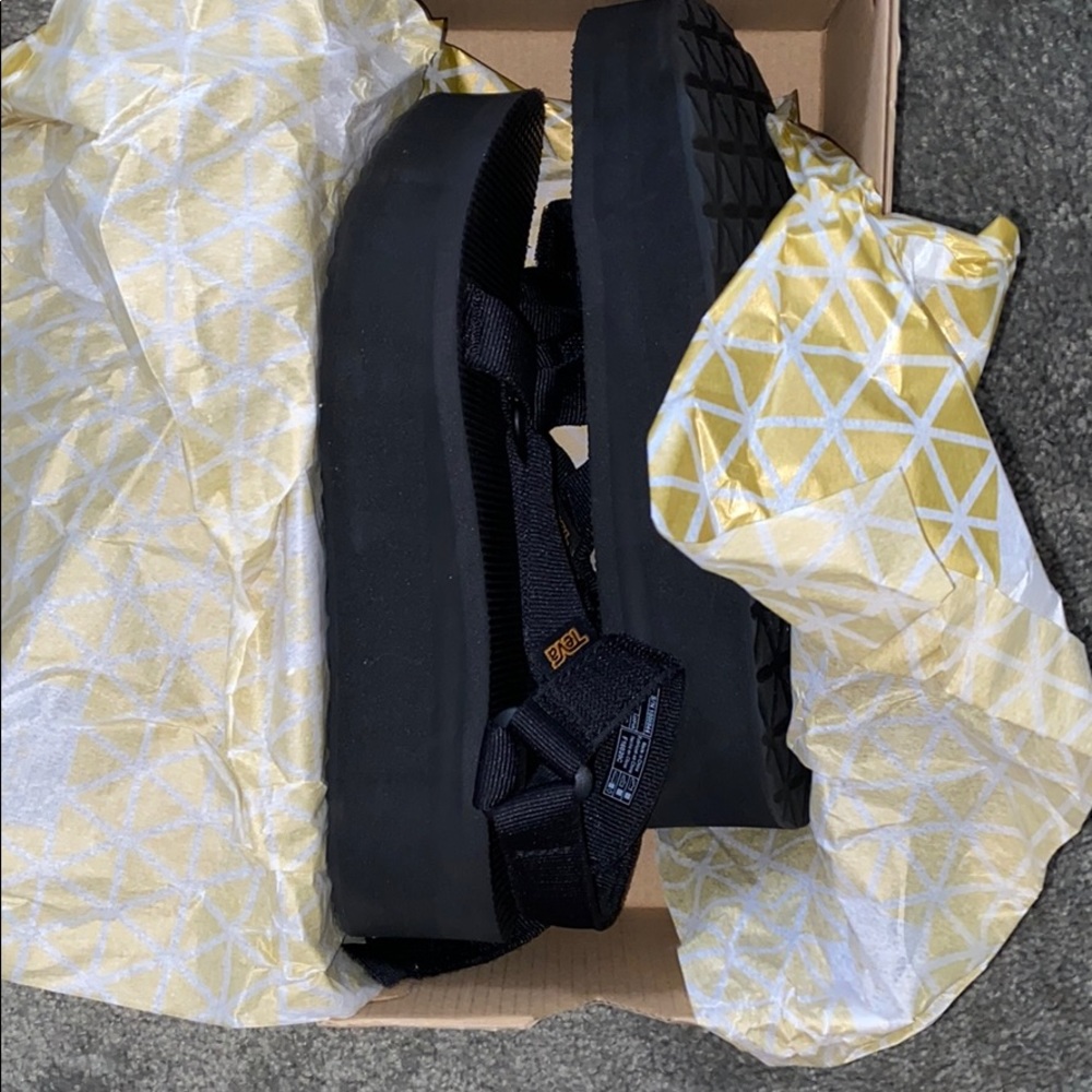 PLATFORM TEVAS BRAND NEW